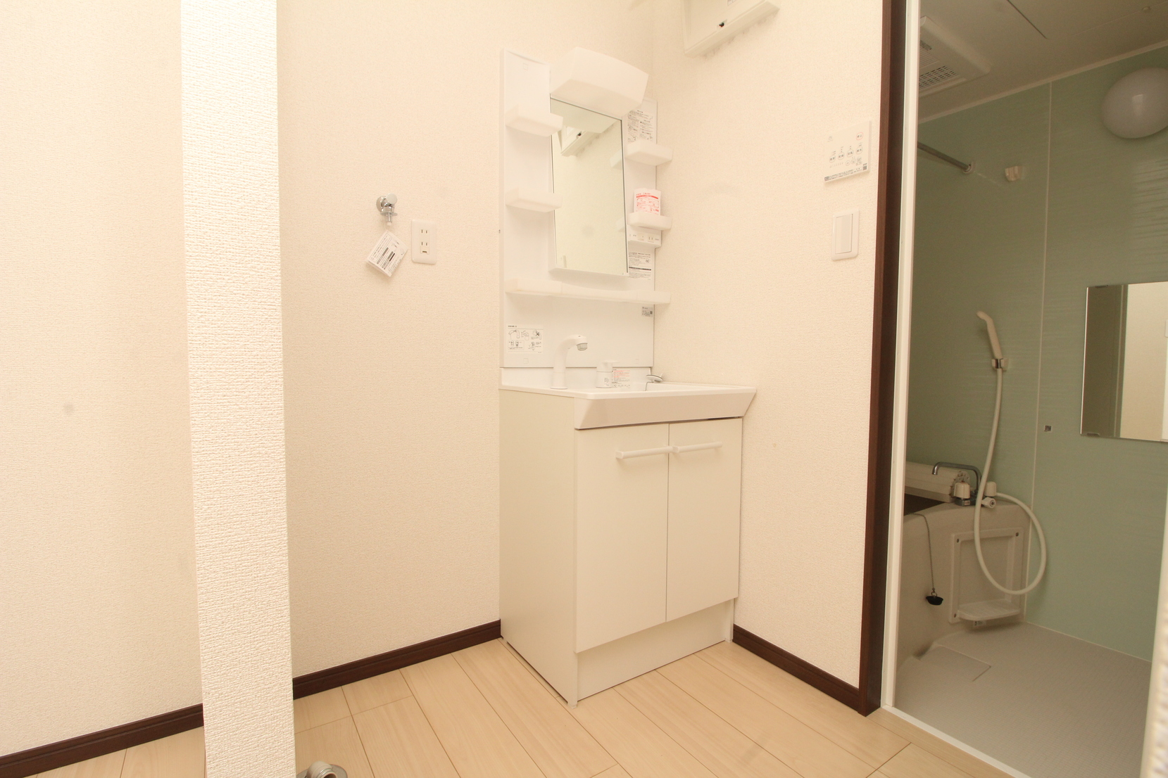 洗面設備　※別部屋のお写真です