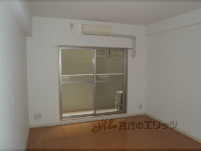 居室・リビング　居室