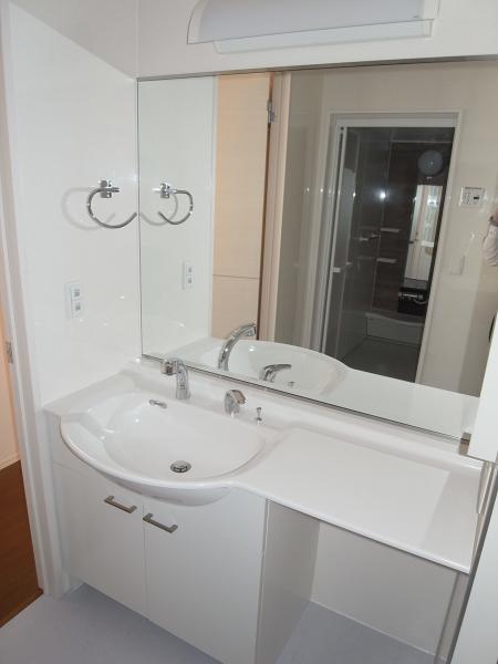 洗面設備　洗面所