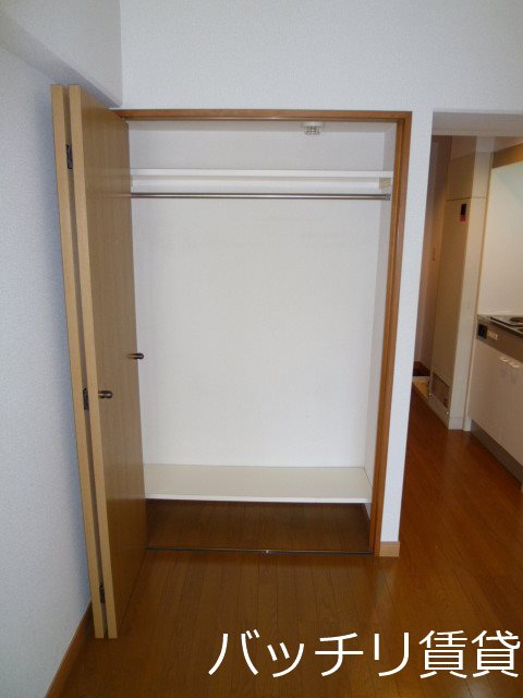 収納　画像は別号室写真の為、現状を優先いたします。