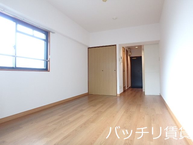 居室・リビング　画像は別号室写真の為、現状を優先いたします。