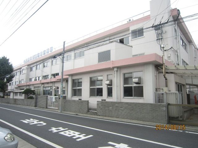 小学校　南小岩諸学校（小学校）まで400m