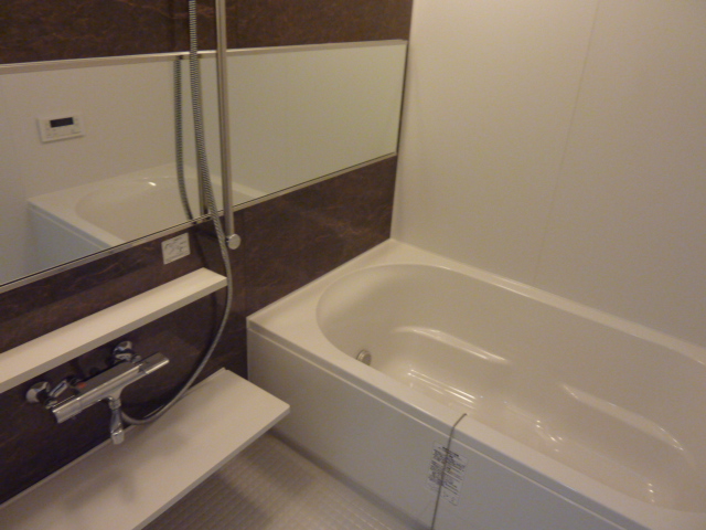 バス・シャワールーム　浴室