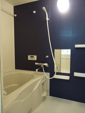 バス・シャワールーム　日々の疲れを癒すお風呂付です