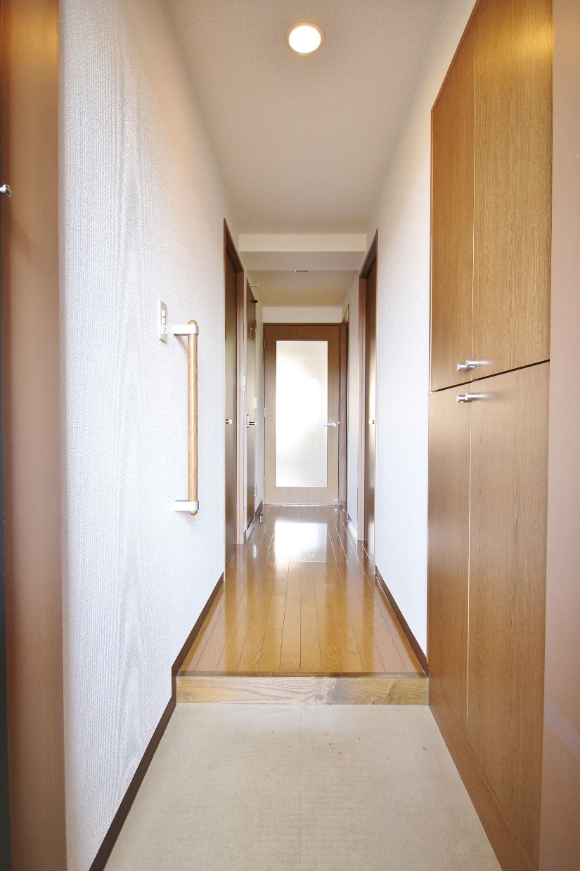 玄関　他号室参考写真