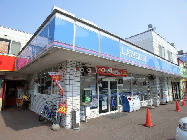 コンビニ　ローソン札幌北7条東店（コンビニ）まで635m