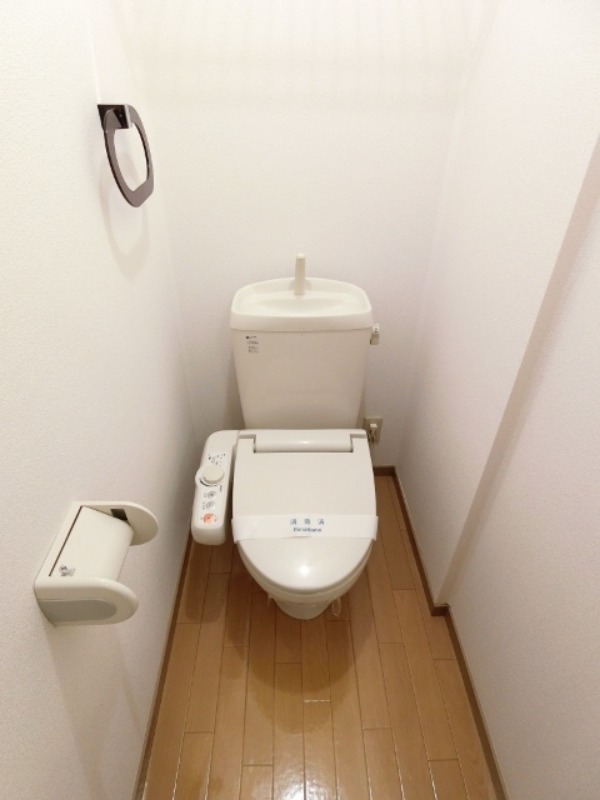 トイレ　図面と現状に相違がある場合には現状を優先