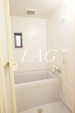 バス・シャワールーム　お風呂です。