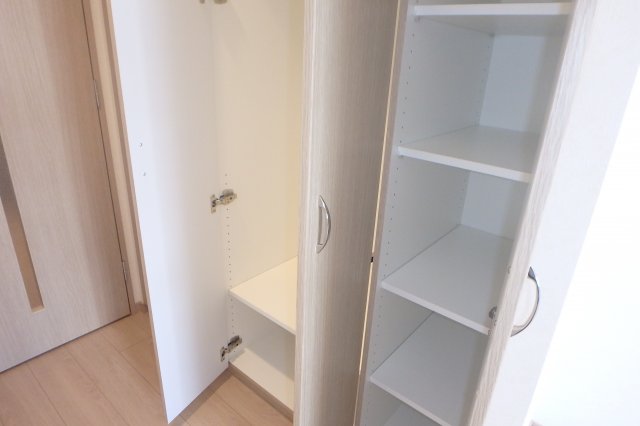 収納　他のお部屋の参考写真です。