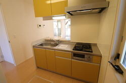 キッチン　※他部屋参考写真外観