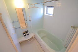 バス・シャワールーム　※他部屋参考写真外観