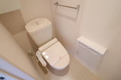 トイレ　※他部屋参考写真外観