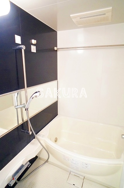 バス・シャワールーム　日々の疲れを癒すお風呂です♪