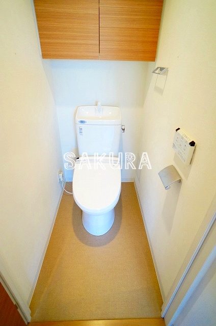 トイレ　落ち着いた色調のトイレです♪