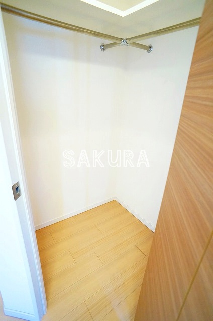 収納　大容量のウォークインクローゼット付き♪