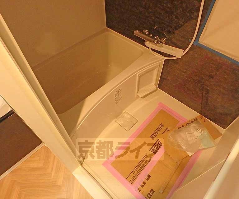 バス・シャワールーム　浴室です。