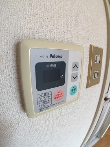 その他　給湯器リモコン
