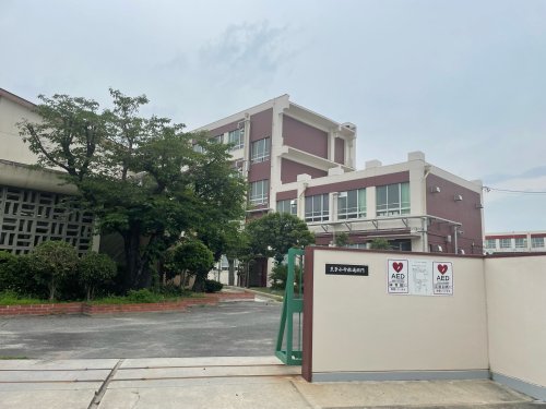 小学校　名古屋市立荒子小学校（小学校）まで472m