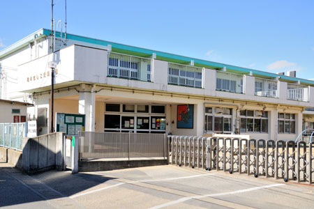 幼稚園・保育園　しこだ保育園（幼稚園・保育園）まで294m