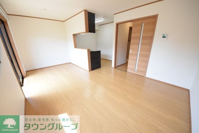 居室・リビング　お問合せはタウンハウジングまで！※現地待合わせ相談可能