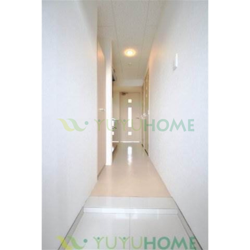 玄関　※間取り・設備等に相違がある場合は、現状優先※