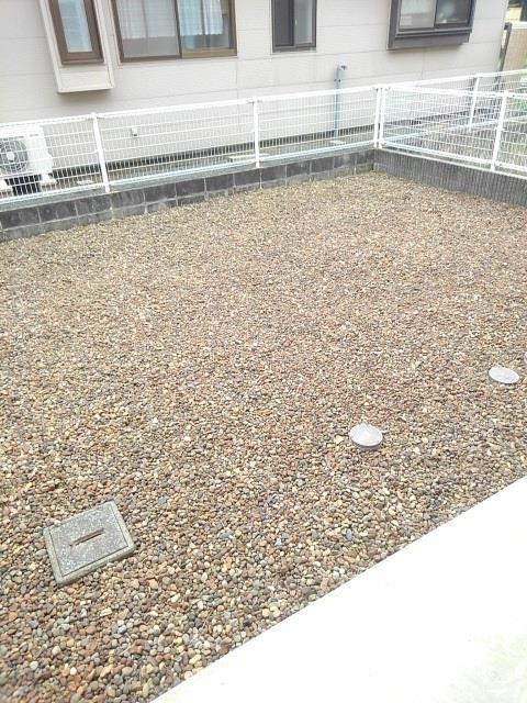 バルコニー　テラス