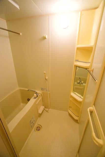 バス・シャワールーム　★★ゆったりバスタイム★★