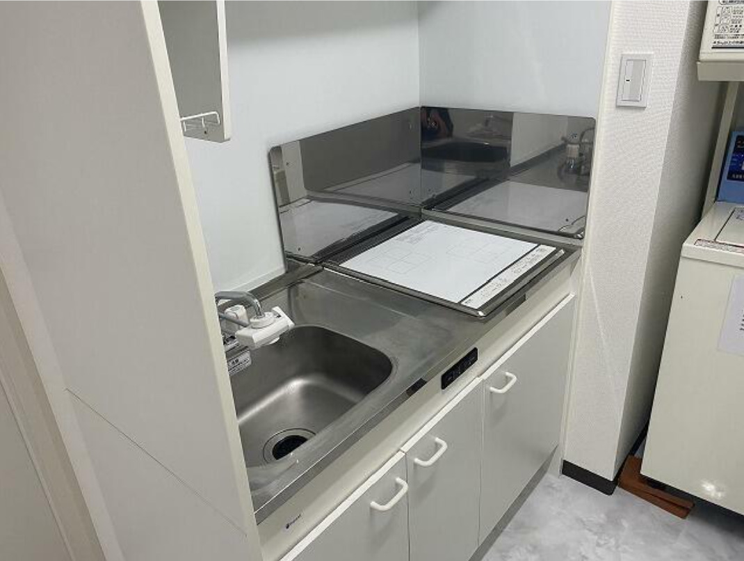 キッチン　共用キッチンです