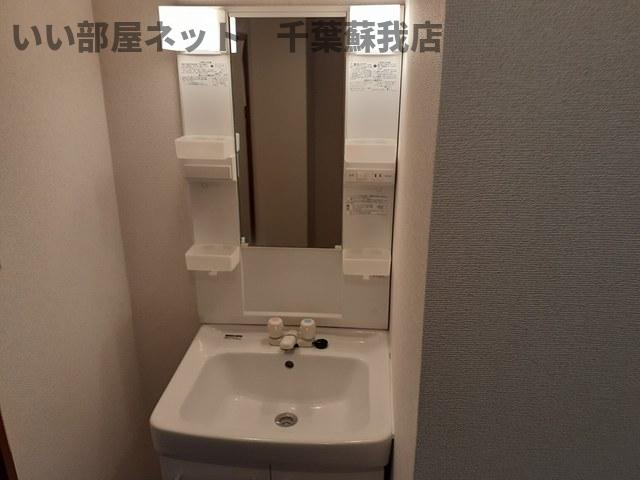 洗面設備　忙しい朝には欠かせない洗面所です