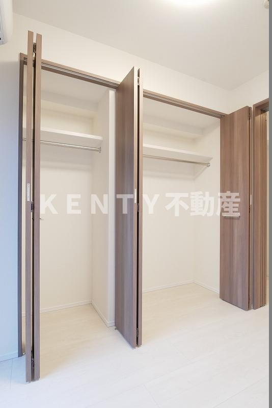 その他部屋・スペース　広くて明るい寝室