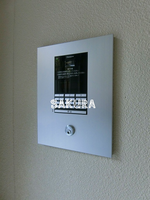 セキュリティ　女性の方でも安心のモニター付きオートロック♪