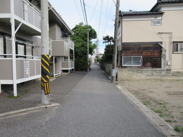 その他　前面道路（その他）まで20m