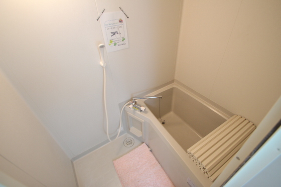 バス・シャワールーム　※他号室の写真です。