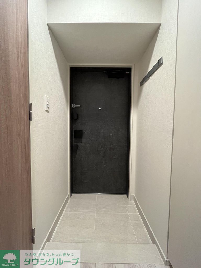 パークアクシス新宿百人町の玄関写真
