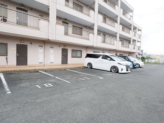 駐車場　★駐車場です★