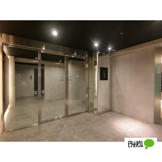 エントランス　エントランス