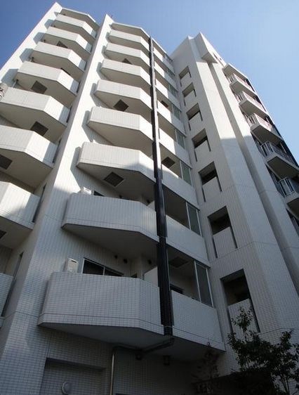 建物外観　弊社は全物件仲介手数料半月分でご紹介可能です。