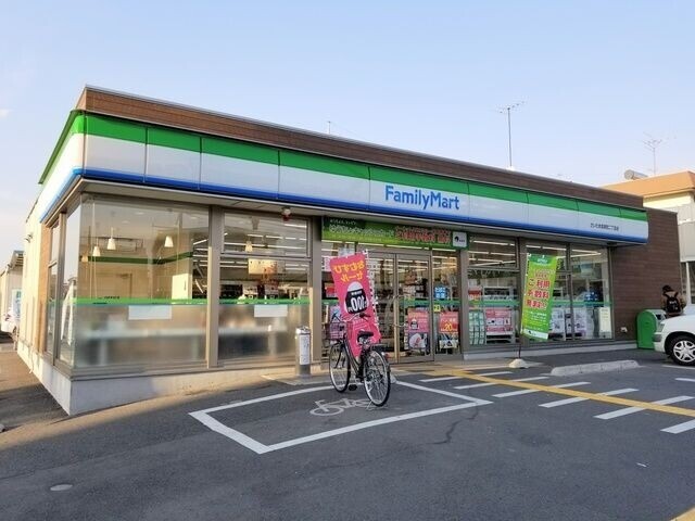コンビニ　ファミリーマートさいたま宮原町二丁目店（コンビニ）まで383m