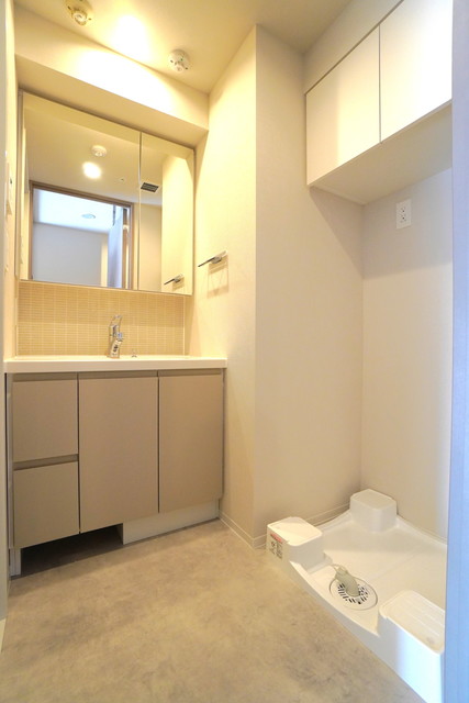洗面設備　※写真は同タイプ住戸です。