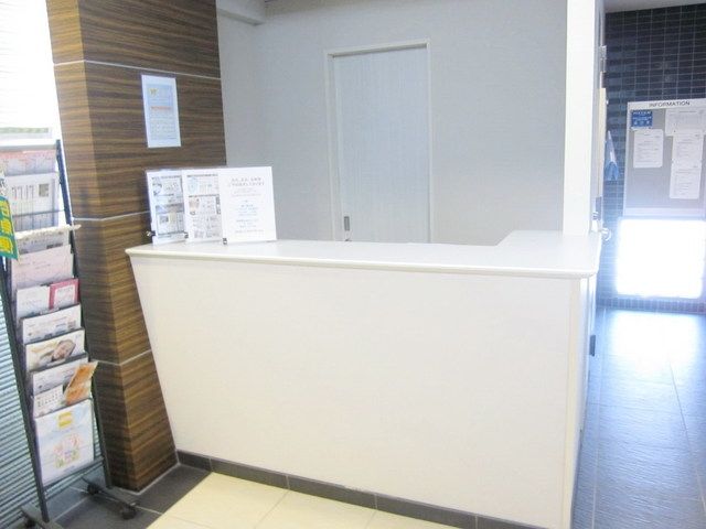 エントランス　☆コンシェルジュサービスを利用できます☆