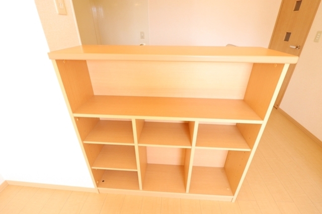 収納　キッチンカウンター収納