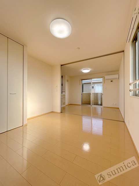 その他部屋・スペース　ホワイトベースで明るい内装♪