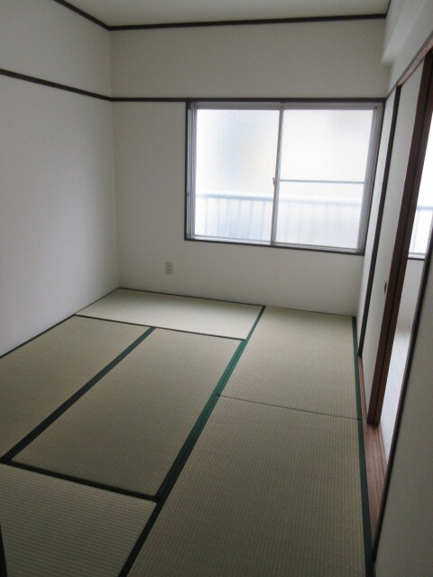 その他部屋・スペース　和室6帖