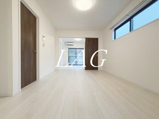 居室・リビング　洋室のお部屋です。