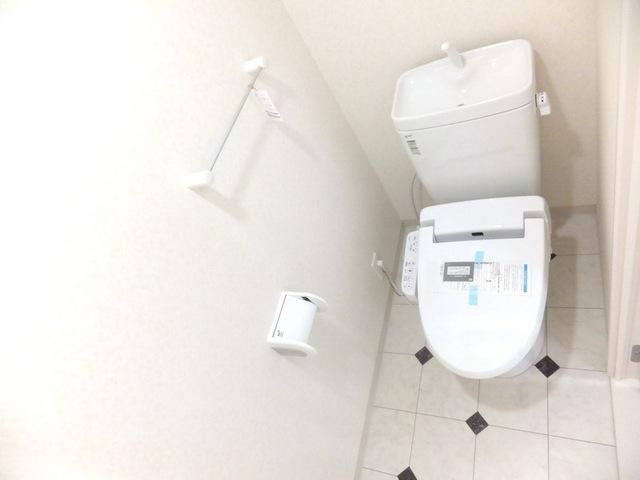 トイレ　★　ウォシュレットです　★
