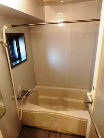 バス・シャワールーム　バス※別部屋参考写真