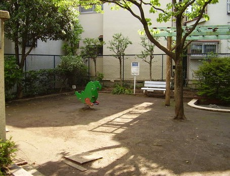 公園　天沼一丁目児童遊園（公園）まで326m
