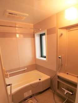 バス・シャワールーム　※別部屋の参考写真です。