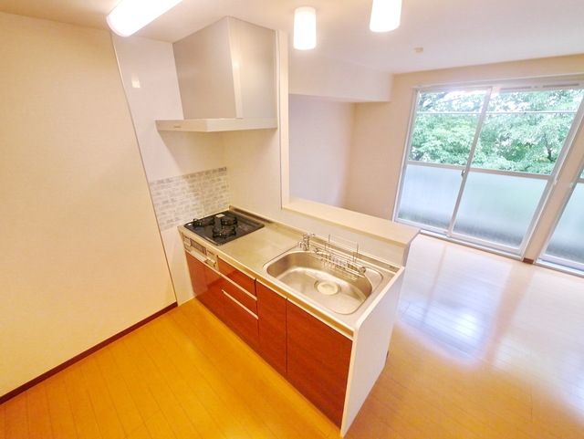 キッチン　★お部屋探しは株式会社タウンハウジング東京まで★