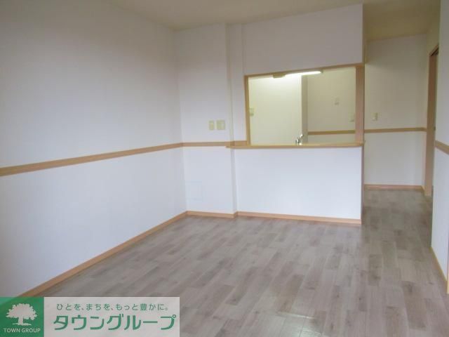 居室・リビング　お部屋探しはタウンハウジング蘇我店にお任せ下さい♪